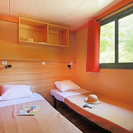 Huttopia Pays de Cordes sur Ciel Albi Chambre photo
